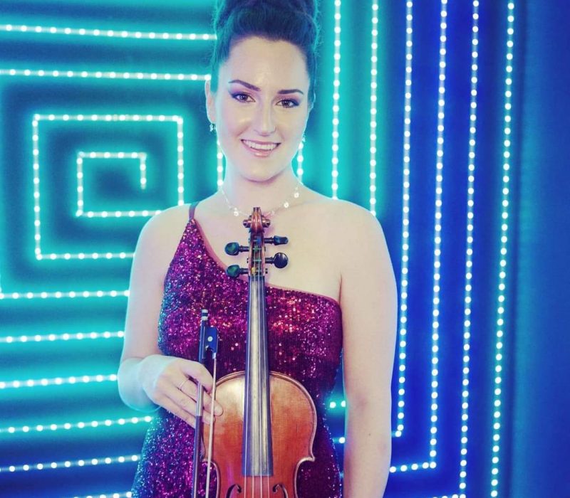 Violin Player Los Angeles, violinist for events, live violin for party, live musician for events, wedding musician, wedding ceremony musicians, hire wedding musicians, party musicians for hire, musicians for wedding, live musician for hire in Los Angeles