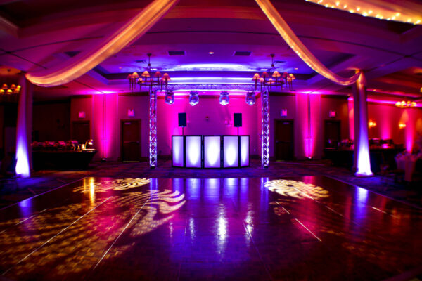 custom lighting design, wedding lighting, event lighting, top wedding special effects