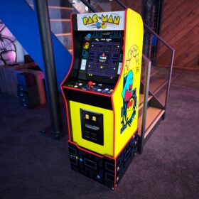 Pac Man Arcade Machine